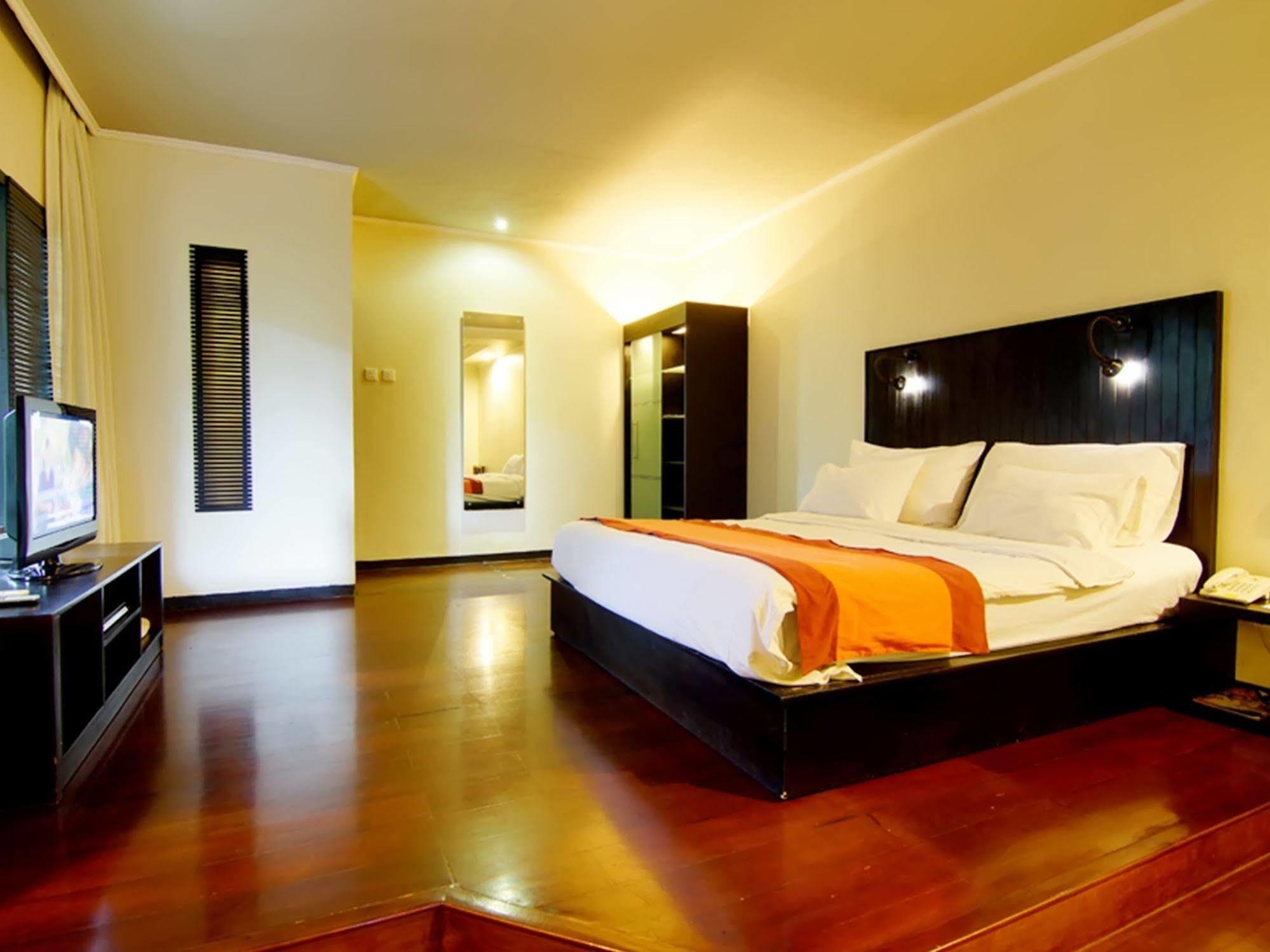 The Yani Hotel Bali Pesanggaran Eksteriør bilde